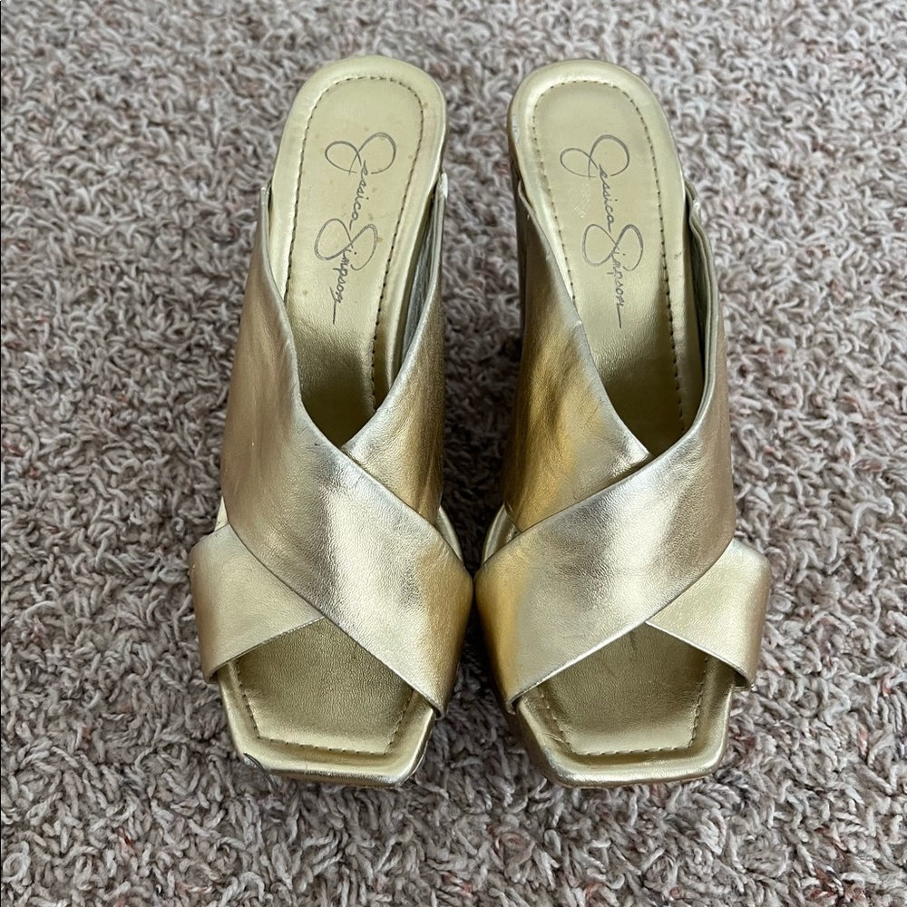 Jessica Simpson Wedges